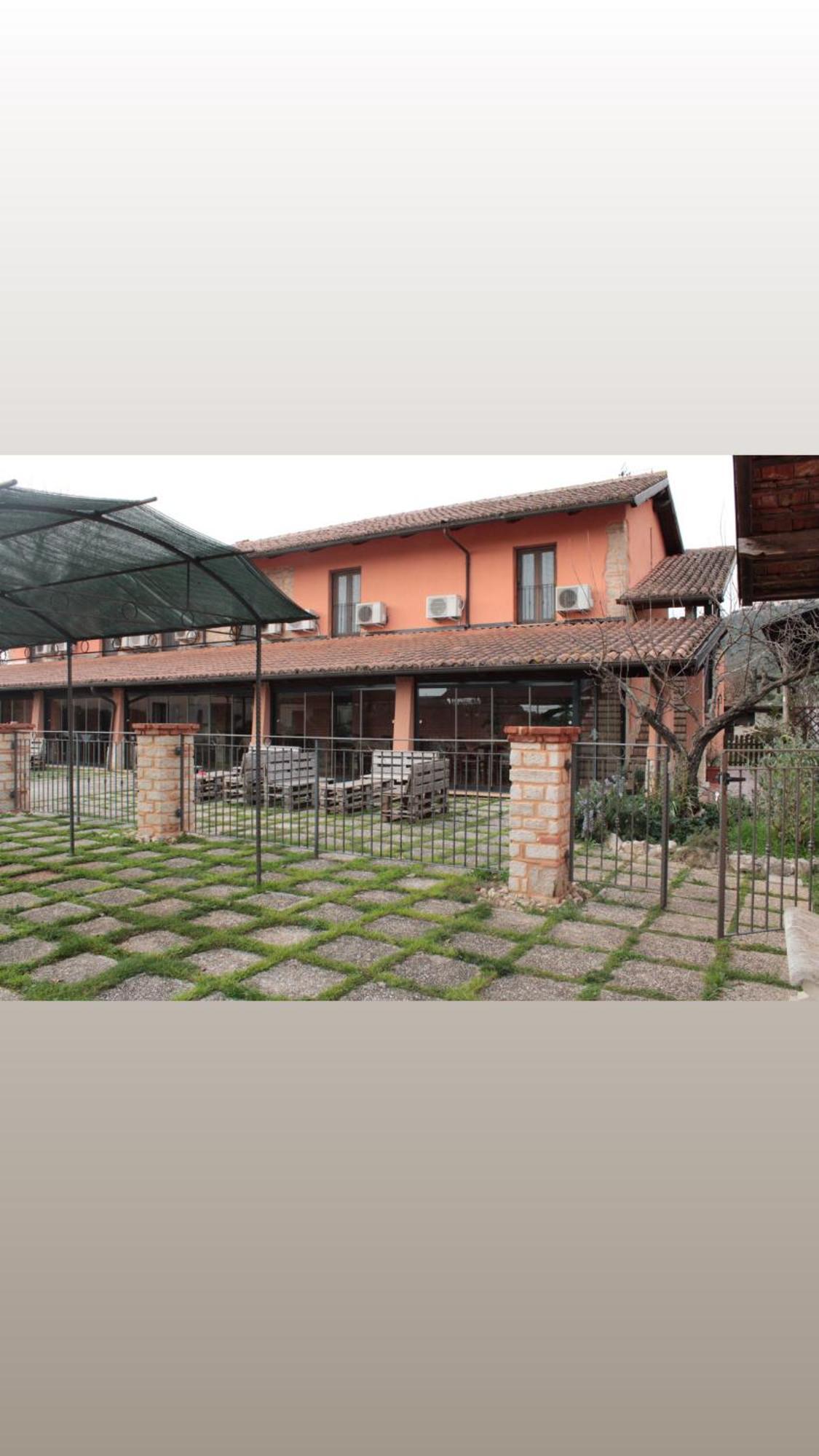 La Fattoria Di Carlotta Villa Maenza ภายนอก รูปภาพ
